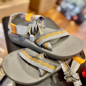 NWOT Chaco Z1 Classic Sandal - Gray and Orange - size 9 - NEW